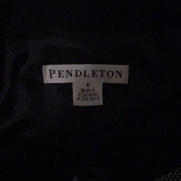 Retro looking Pendleton size 6 jacket - Picture 2 of 3